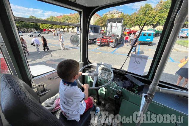 Pinerolo: 4°Raduno Camion storici