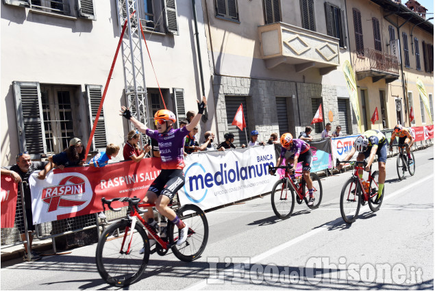 Ciclismo, giornata azzurra ad Osasco: festa dagli Allievi ai più piccoli