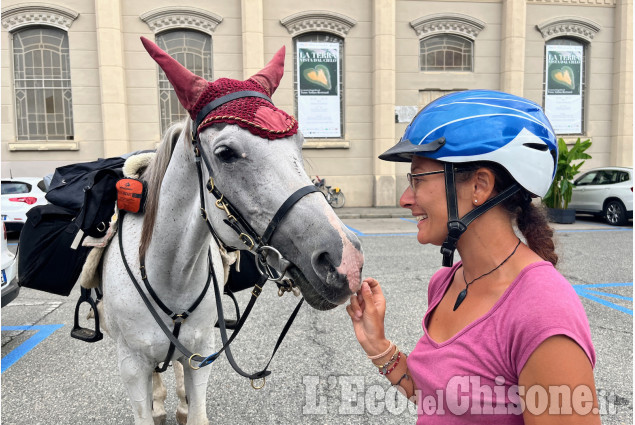 Pinerolo:Jessica e Fatira alla Cavallerizza "Caprilli"