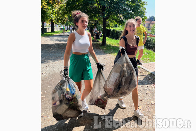 Pinerolo: Una domenica di Plogging raccolti in città oltre 330 kg di rifiuti