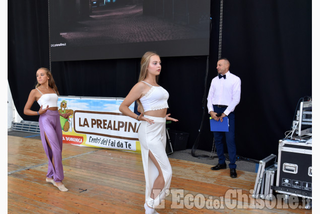 Pinerolo: Pubblico,arte e mestieri in festa per l'Artigianato