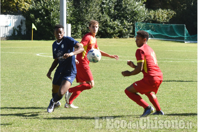 Calcio serie D, Pinerolo-Bra