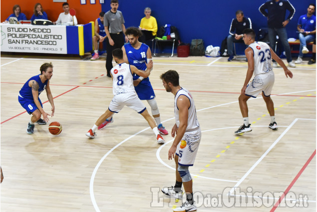 Basket: Cestistica Pinerolo- Abet Barket 