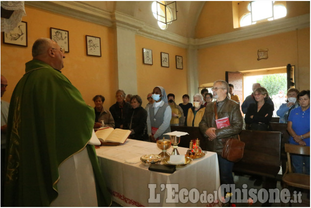 None: processione e messa alla chiesetta restaurata di San Sebastiano