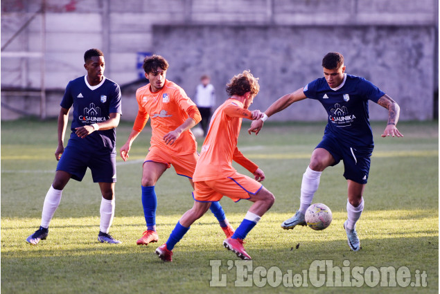 Calcio: il Pinerolo di serie D subisce la rimonta dei valdostani