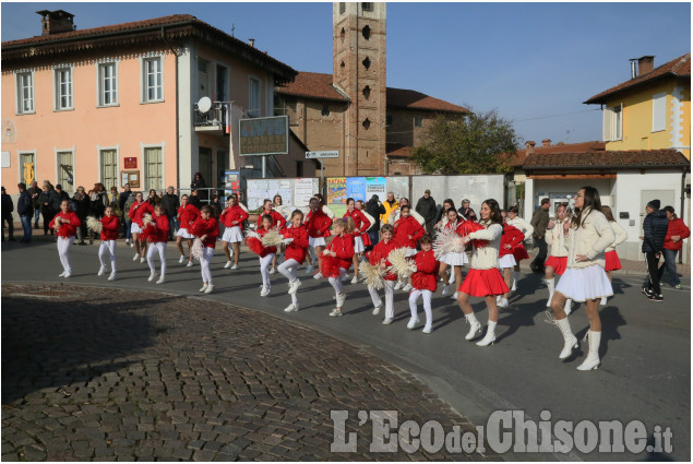 Piobesi: in occasione della Festa di Santa Cecilia, domenica 27 è stato inaugurato il monumento dedicato alla Banda musicale.