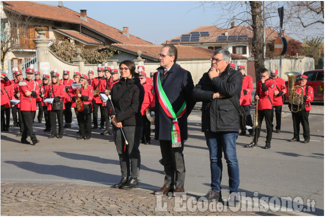 Piobesi: in occasione della Festa di Santa Cecilia, domenica 27 è stato inaugurato il monumento dedicato alla Banda musicale.