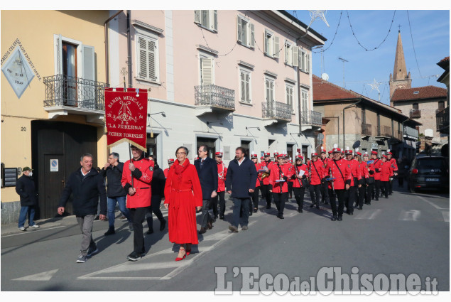 Piobesi: in occasione della Festa di Santa Cecilia, domenica 27 è stato inaugurato il monumento dedicato alla Banda musicale.