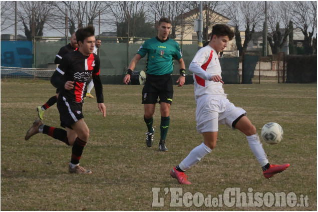 Calcio: Cavour non va oltre il pari nello scontro salvezza