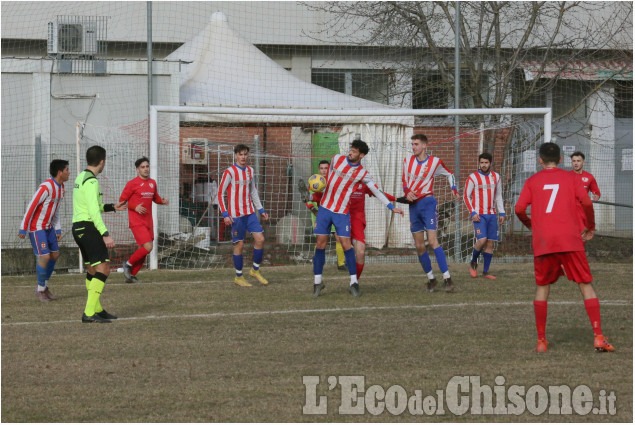 Calcio Prima categoria: pari a Vigone