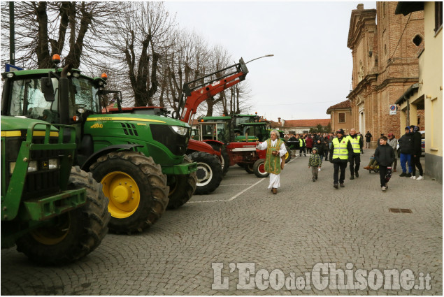 Osasio: S. Antonio, benedizione dei mezzi agricoli