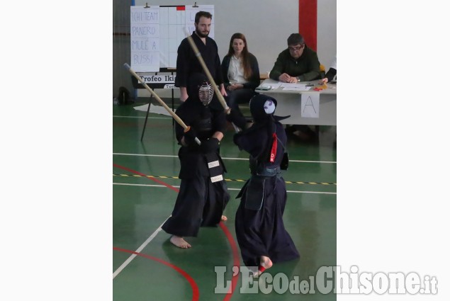 None : Esibizione di un'arte marziale giapponese, il Kendo