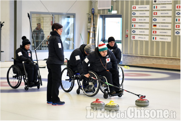 Pinerolo:Sessione di preparazione della nazionale italiana di weelchair Curling 