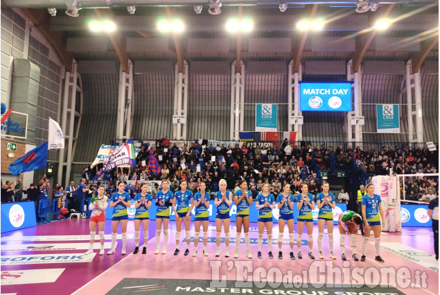 Volley, Pinerolo-Perugia: emozioni e volti dal Pala Bus Company 