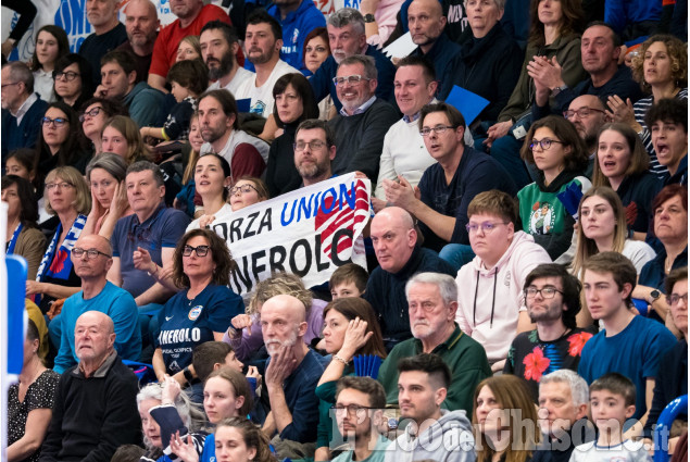 Volley, Pinerolo-Perugia: emozioni e volti dal Pala Bus Company 