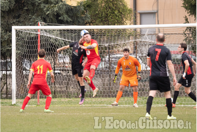 Calcio: Villafranca-Busca