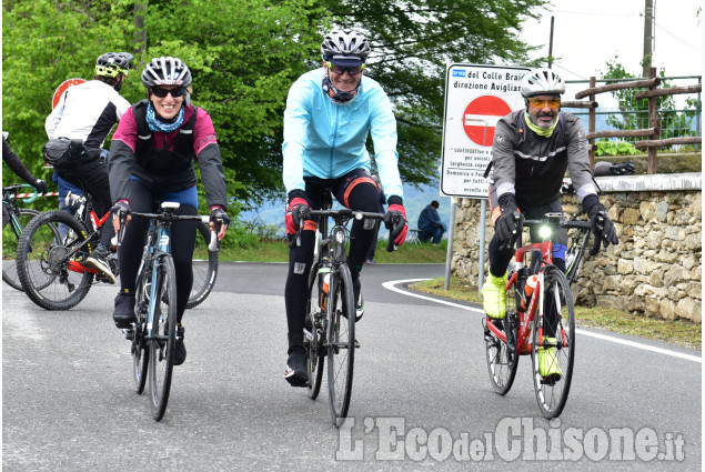 Giro d'Italia, passaggi e atmosfera sul Braida