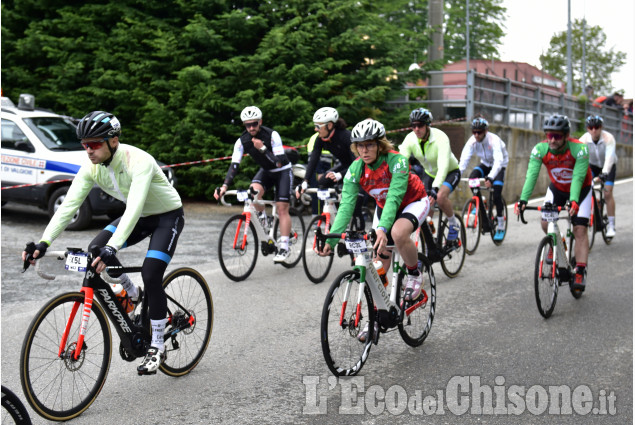 Giro d'Italia, passaggi e atmosfera sul Braida