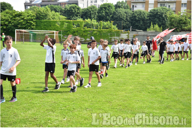 Festa del calcio giovanile ieri allo stadio Barbieri di Pinerolo