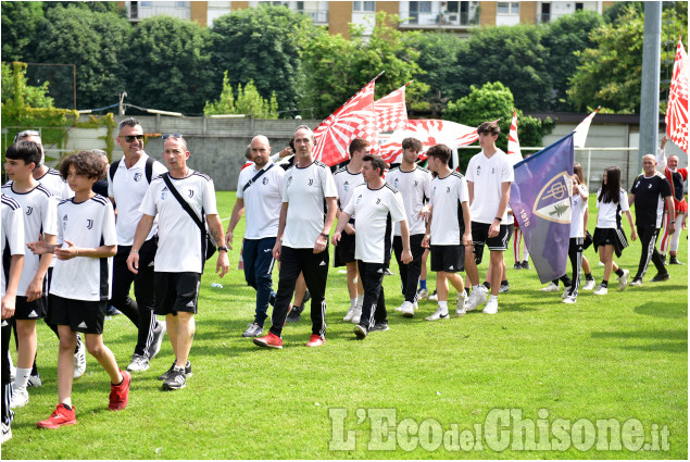 Festa del calcio giovanile ieri allo stadio Barbieri di Pinerolo