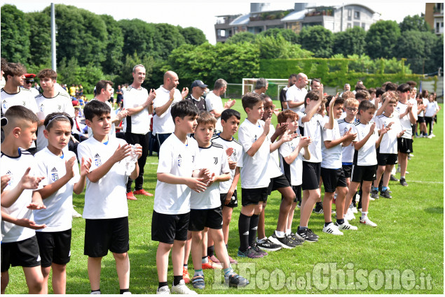 Festa del calcio giovanile ieri allo stadio Barbieri di Pinerolo