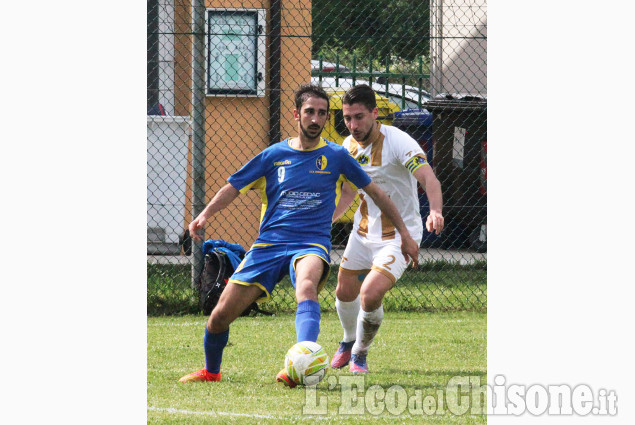 Calcio: Tetti Francesi Rivalta in Prima categoria!