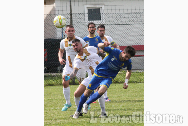 Calcio: Tetti Francesi Rivalta in Prima categoria!