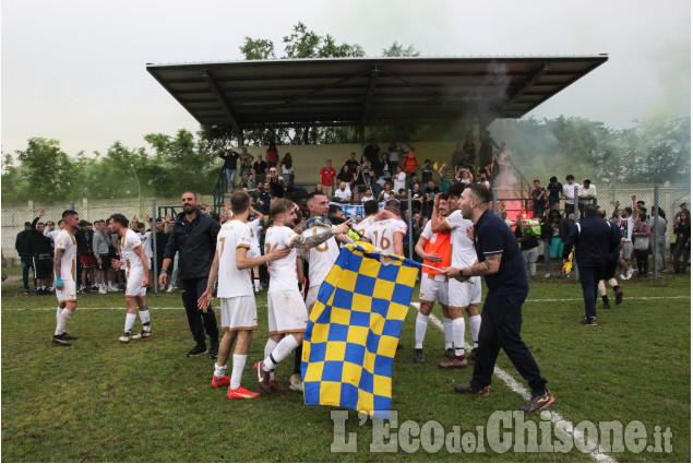 Calcio: Tetti Francesi Rivalta in Prima categoria!