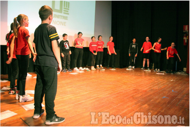 None: no al bullismo al cinema teatro Eden