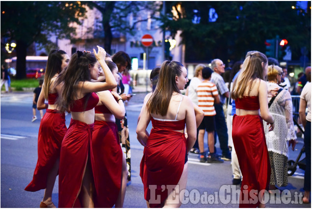 Pinerolo Notte dei Dehors, spettacoli e musica nel centro