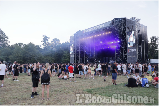 Stupinigi Sonic Park: la notte di Gué ed Emis Killa
