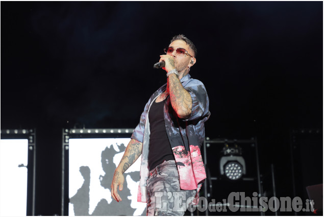 Stupinigi Sonic Park: la notte di Gué ed Emis Killa