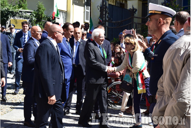 Le immagini: Mattarella a Torre Pellice, accolto dalle comunità del Pinerolese