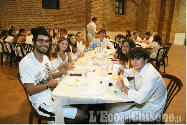 Vinovo: cena in bianco