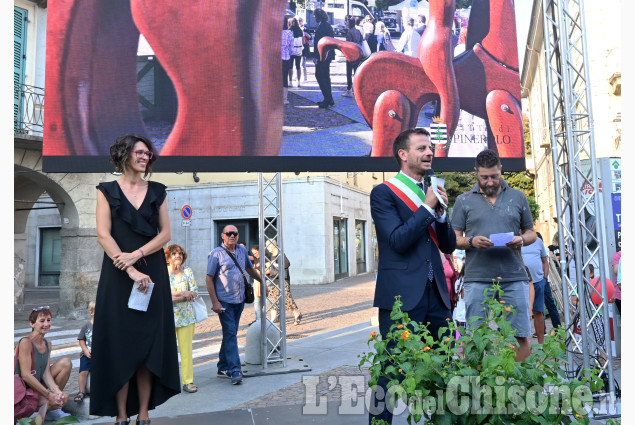 Pinerolo, inaugurazione mostra dell'Artigianato in piazza Facta