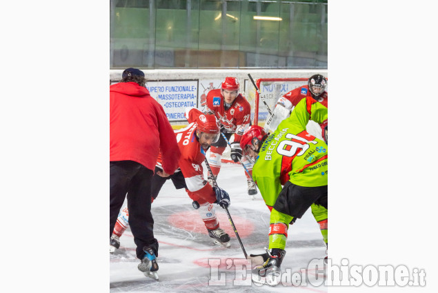 Hockey ghiaccio, immagini dal riuscito Valpe Day