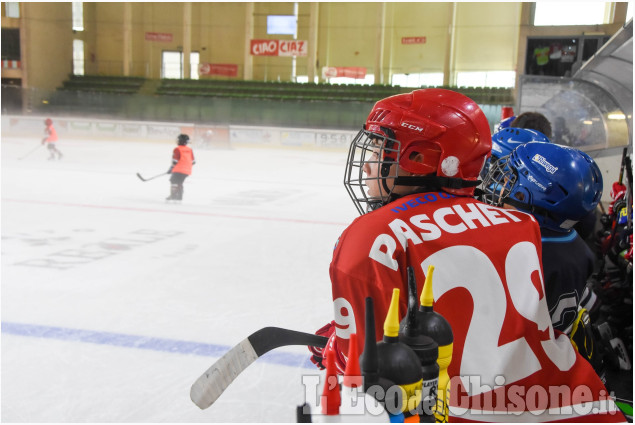 Hockey ghiaccio, immagini dal riuscito Valpe Day