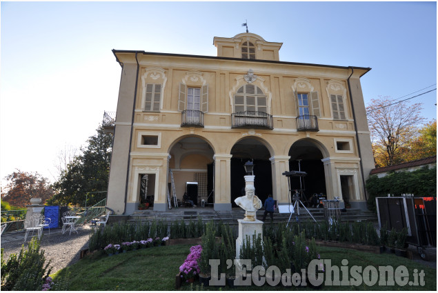 Bricherasio: al Palazzo dei Conti le riprese della miniserie Rai su Giacomo Leopardi