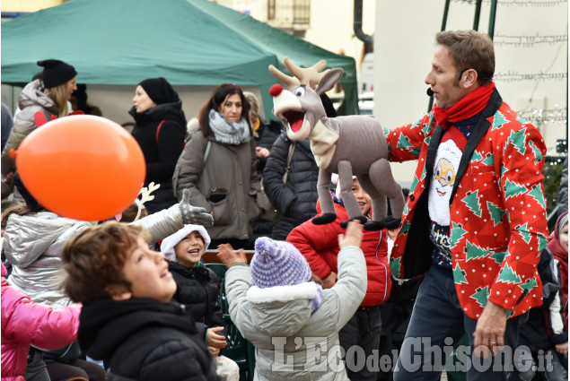Frossasco: Il grande Mago e Babbo Natale nel centro del paese 