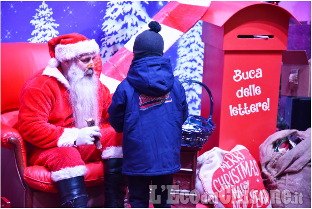 Pinerolo ,mercatini è Babbo Natale