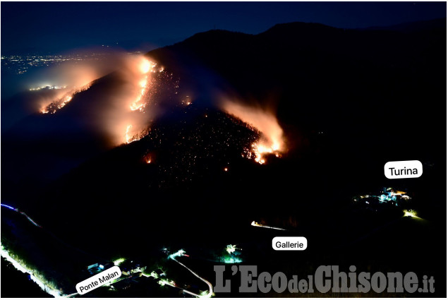 Incendio all'inverso di Porte: le immagini