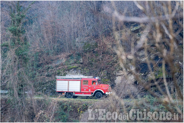 Incendio Prarostino-Porte, le immagini 