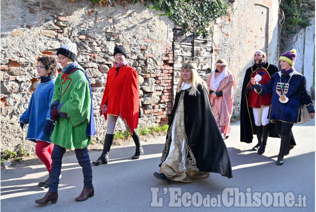 Pinerolo Abbadia Alpina : La 47°Cavalcata dell'Ordine della Scremita