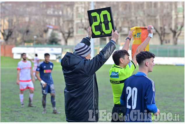 Calcio serie D, sopralluogo dell’arbitro, poi si gioca: Pinerolo prende u punto con l’Asti