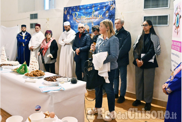 Pinerolo,  con l'Iftar la comunità islamica festeggia l'interruzione serale del digiuno