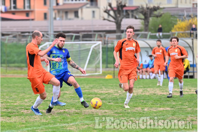 Calcio Seconda categoria: Beiborg passa a Villar Perosa