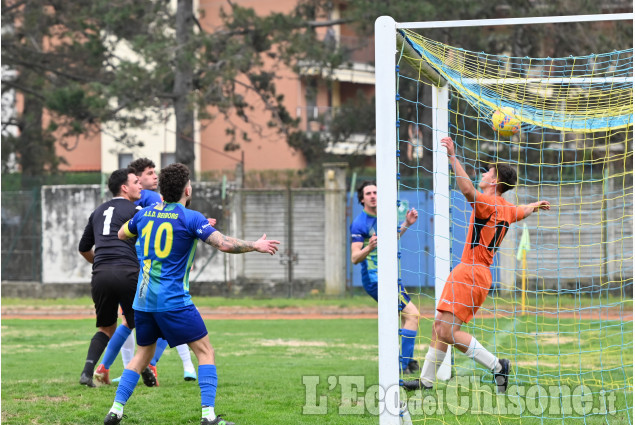 Calcio Seconda categoria: Beiborg passa a Villar Perosa