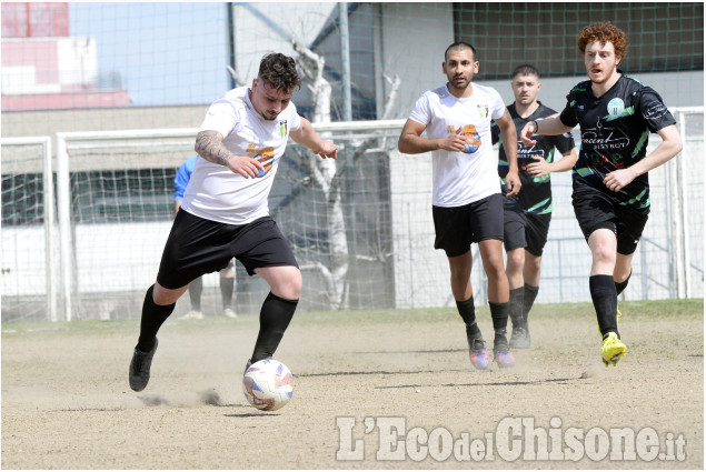 Calcio Seconda categoria: poker Chisone