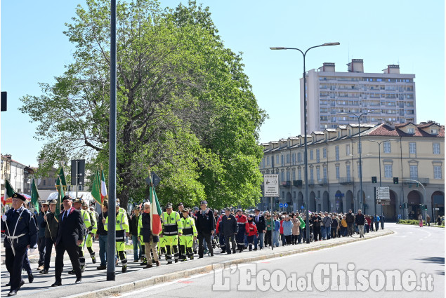 Pinerolo: 25 aprile e Festa della Liberazione, le immagini del corteo 