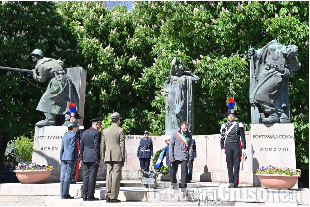 Pinerolo: 25 aprile e Festa della Liberazione, le immagini del corteo 